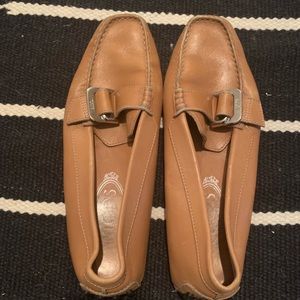 Tods loafers